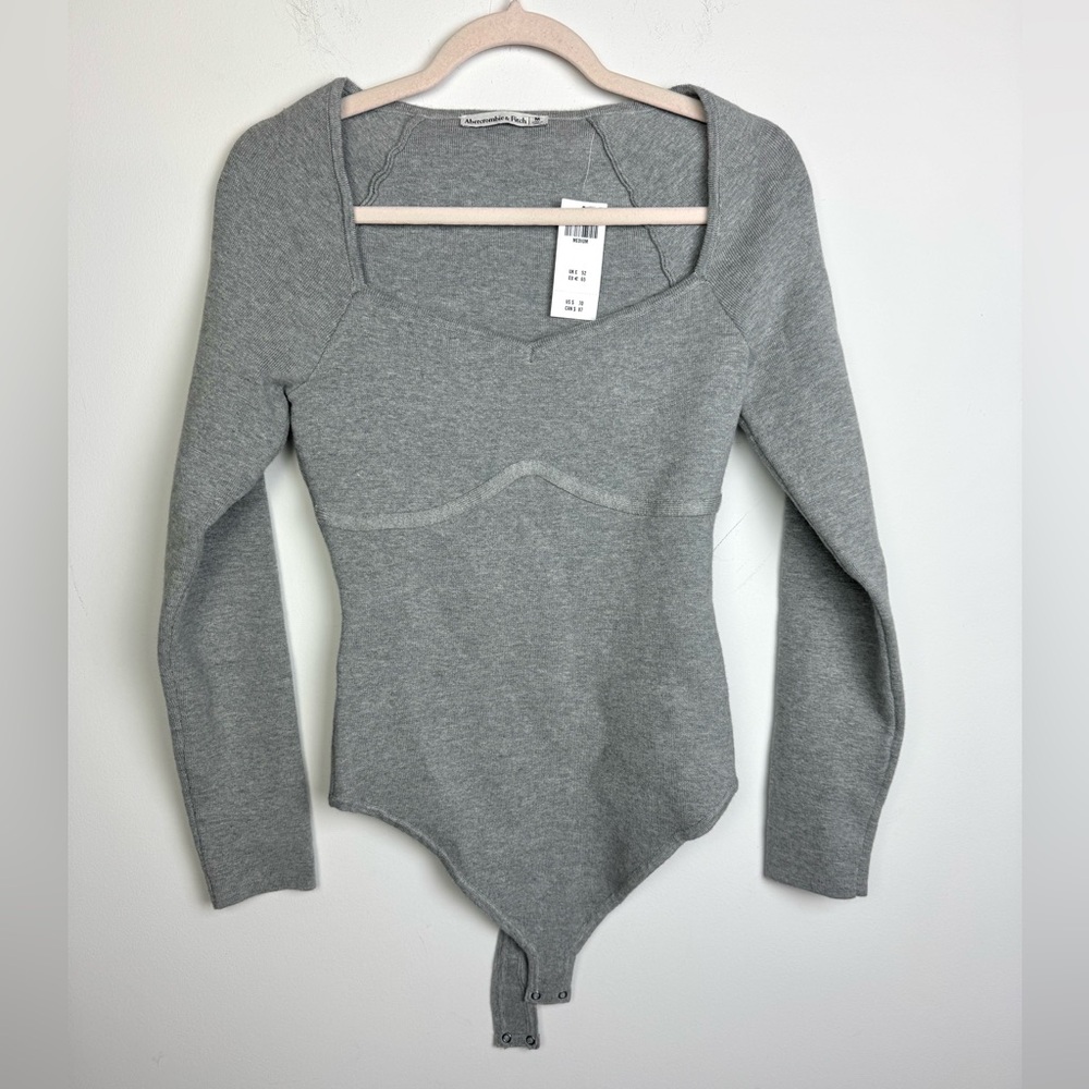 Abercrombie & Fitch Gray Sweetheart Knit Long Sleeve Bodysuit Medium NEW